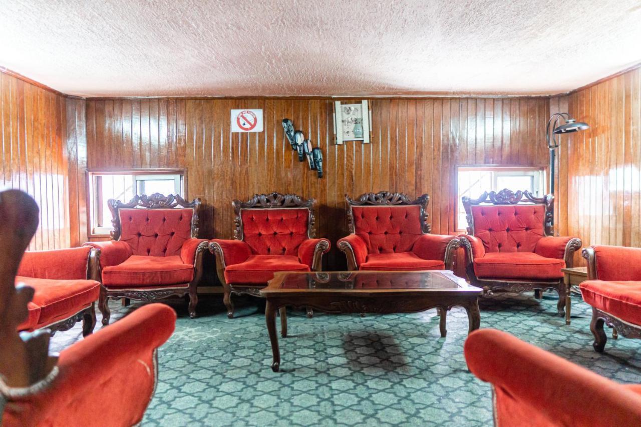 Hotel Le Majestic Douala Exterior photo